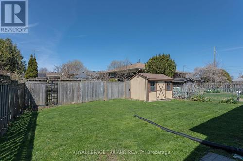 7 Ripley Lane, St. Thomas, ON - Outdoor With Backyard