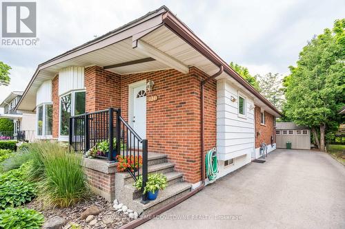 131 Meadowlark Drive, Hamilton (Bruleville), ON - Outdoor With Exterior