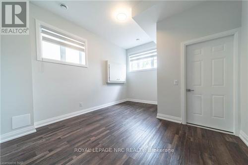 7903 Mulhern Street, Niagara Falls, ON - Indoor Photo Showing Other Room