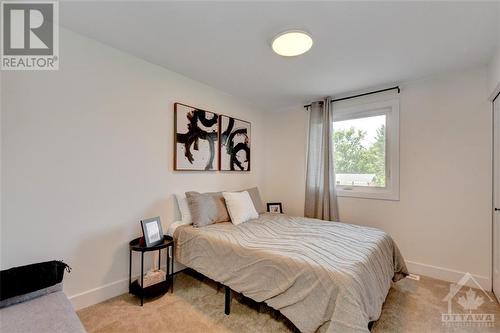 6515 Bunker Road, Ottawa, ON - Indoor Photo Showing Bedroom