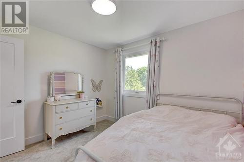 6515 Bunker Road, Ottawa, ON - Indoor Photo Showing Bedroom