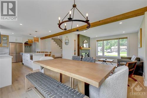 6515 Bunker Road, Ottawa, ON - Indoor Photo Showing Dining Room