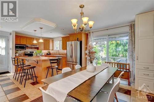 2455 Walkley Road, Ottawa, ON - Indoor Photo Showing Dining Room