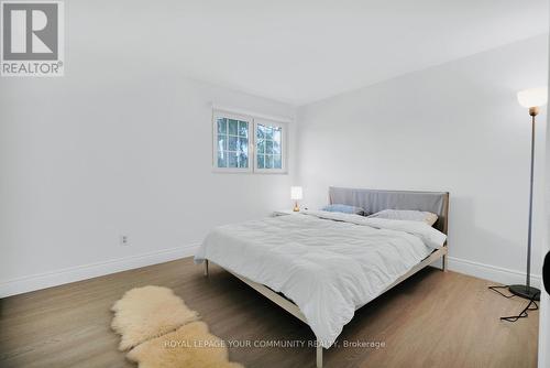 4115 Marigold Crescent E, Mississauga (Erin Mills), ON - Indoor Photo Showing Bedroom