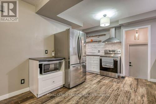 796 Elm Street, St. Thomas, ON - Indoor Photo Showing Kitchen