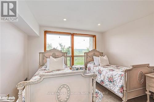 795310 The Blue Mtns - Clearview, Blue Mountains, ON - Indoor Photo Showing Bedroom