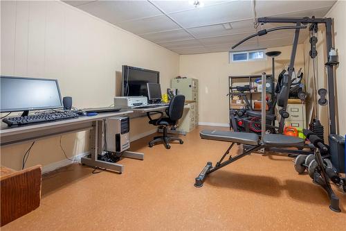 131 Meadowlark Drive, Hamilton, ON - Indoor Photo Showing Gym Room