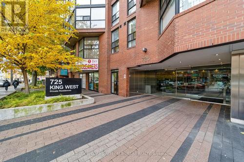 1111 - 725 King Street W, Toronto, ON - Outdoor