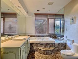 Ensuite bathroom - 