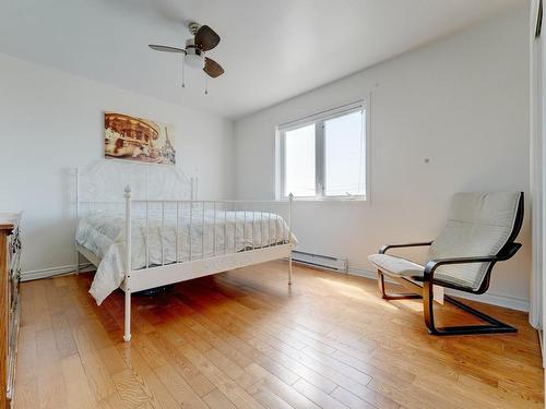 Master bedroom - 48 Route 202, Lacolle, QC - Indoor Photo Showing Bedroom