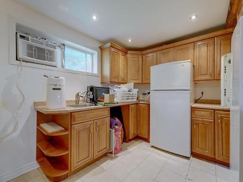 Kitchen - 48 Route 202, Lacolle, QC - Indoor Photo Showing Kitchen