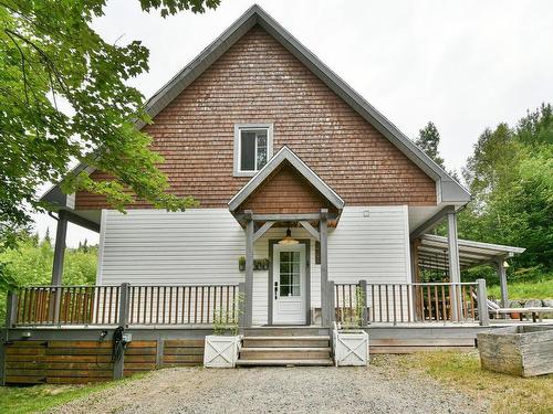 Exterior entrance - 250 Ch. Du Lac-Des-Sables, Sainte-Agathe-Des-Monts, QC - Outdoor With Deck Patio Veranda