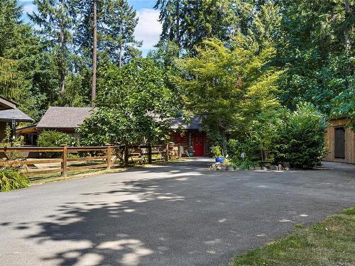 616 Martindale Rd, Parksville, BC 