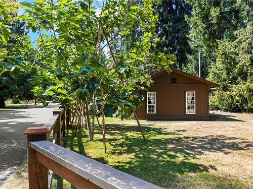 616 Martindale Rd, Parksville, BC 