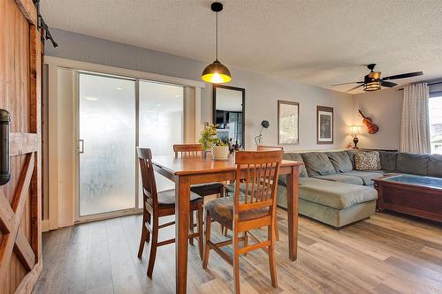 520 Keithley Road, Kelowna, BC - Indoor Photo Showing Dining Room