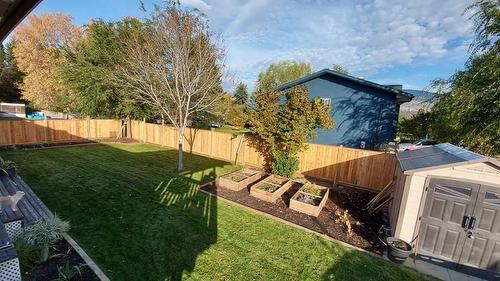 520 Keithley Road, Kelowna, BC - Outdoor With Backyard