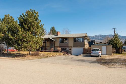 520 Keithley Road, Kelowna, BC - Outdoor