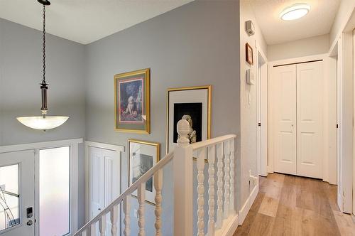 520 Keithley Road, Kelowna, BC - Indoor Photo Showing Other Room