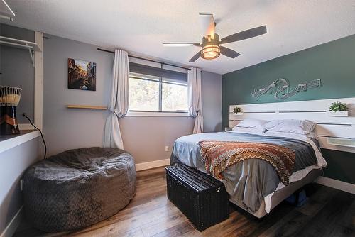 520 Keithley Road, Kelowna, BC - Indoor Photo Showing Bedroom