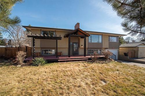 520 Keithley Road, Kelowna, BC - Outdoor