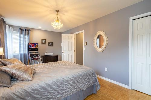 2322 Maundrell Avenue, Armstrong, BC - Indoor Photo Showing Bedroom