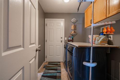 2322 Maundrell Avenue, Armstrong, BC - Indoor Photo Showing Laundry Room