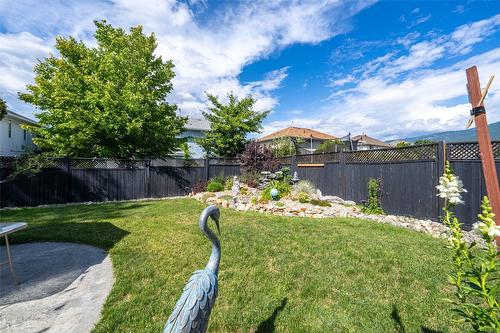 2322 Maundrell Avenue, Armstrong, BC - Outdoor