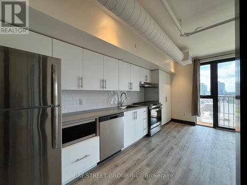 505 - 121 King Street E, Hamilton (Beasley), ON - Indoor Photo Showing Kitchen