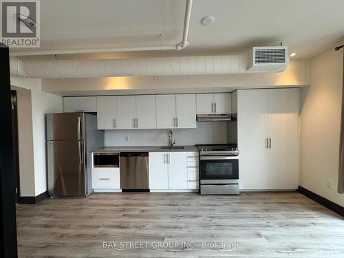 505 - 121 King Street E, Hamilton (Beasley), ON - Indoor Photo Showing Kitchen