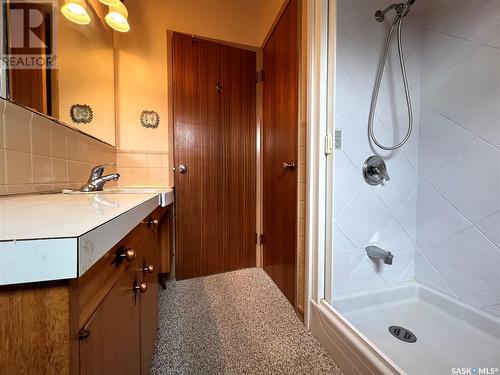 1102 Jubilee Drive, Swift Current, SK - Indoor Photo Showing Bathroom