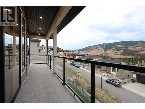 923 Melrose Street, Kelowna, BC - Outdoor With View With Exterior