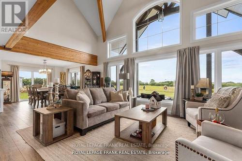 20851 Loyalist Parkway, Prince Edward County (Ameliasburgh), ON - Indoor Photo Showing Living Room