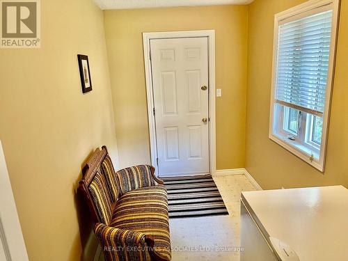 22 Lakeview Boulevard, Kawartha Lakes, ON - Indoor Photo Showing Other Room