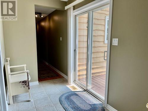 22 Lakeview Boulevard, Kawartha Lakes, ON - Indoor Photo Showing Other Room