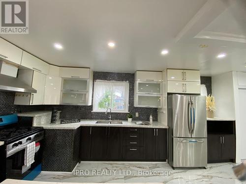 1 Century Drive, Toronto (Kennedy Park), ON - Indoor Photo Showing Kitchen With Double Sink