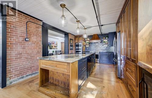 101 - 85 Spruce Street, Cambridge, ON - Indoor Photo Showing Kitchen With Upgraded Kitchen