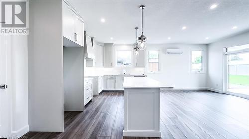 10 Mctavish Crescent, Ripley, ON - Indoor Photo Showing Kitchen