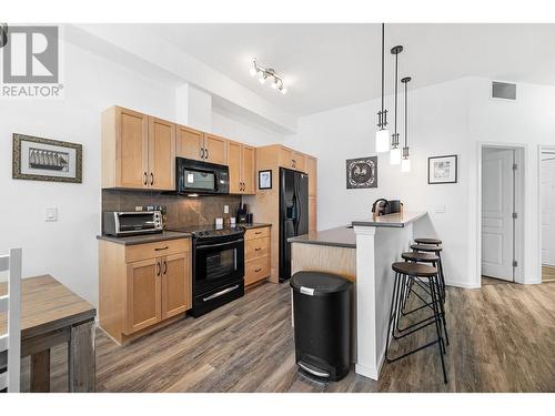 1331 Ellis Street Unit# 315, Kelowna, BC - Indoor Photo Showing Kitchen