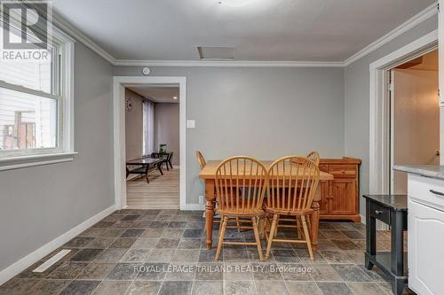 31 Malakoff Street, St. Thomas, ON - Indoor