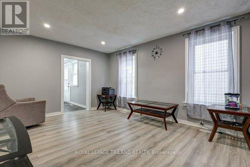 31 Malakoff Street, St. Thomas, ON - Indoor