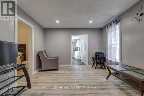 31 Malakoff Street, St. Thomas, ON - Indoor Photo Showing Other Room