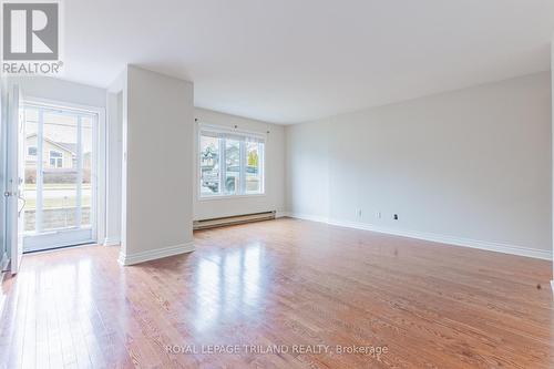 Living room - 4 - 5 River Road, Lambton Shores (Grand Bend), ON - Indoor Photo Showing Other Room