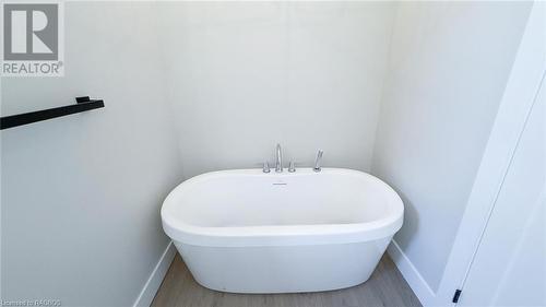 48 Mctavish Crescent, Ripley, ON - Indoor Photo Showing Bathroom