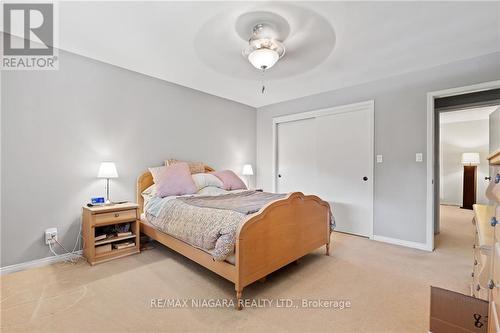 6 Butler Crescent, St. Catharines, ON - Indoor Photo Showing Bedroom