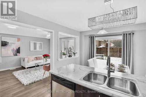 8484 Sweet Chestnut Drive, Niagara Falls, ON - Indoor Photo Showing Kitchen With Double Sink