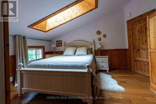 2249 The Ridge Road, Marmora And Lake, ON - Indoor Photo Showing Bedroom