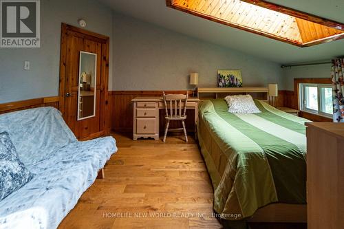 2249 The Ridge Road, Marmora And Lake, ON - Indoor Photo Showing Bedroom