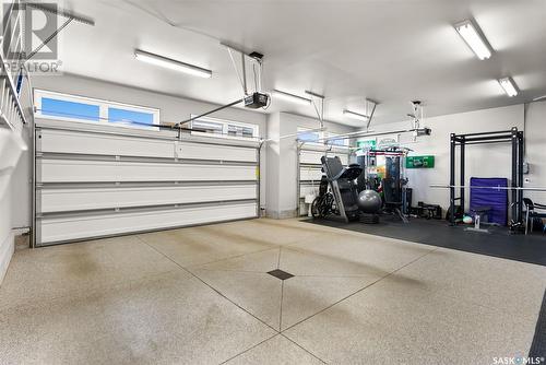 4422 Sage Crescent, Regina, SK - Indoor Photo Showing Garage