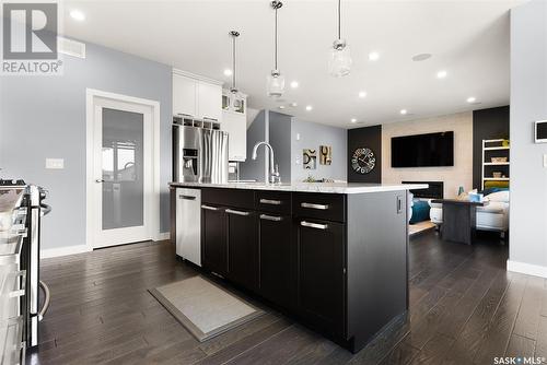 4422 Sage Crescent, Regina, SK - Indoor Photo Showing Kitchen With Stainless Steel Kitchen With Upgraded Kitchen