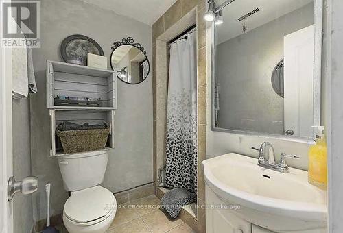 3 Horton Boulevard, Toronto (Eglinton East), ON - Indoor Photo Showing Bathroom